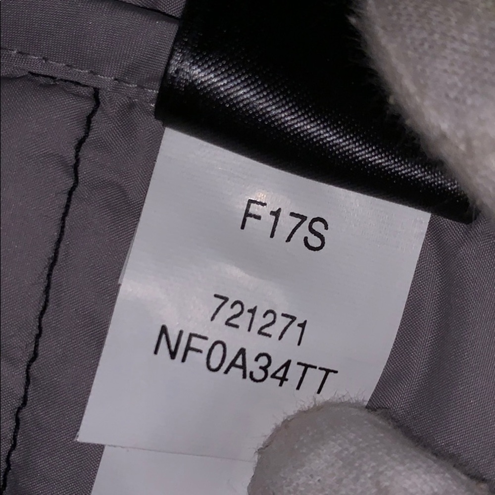 NWT The North Face Aconcagua Down Jacket, M - Picture 14 of 16
